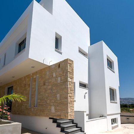 Sea Point Villas Coral Bay Exterior photo